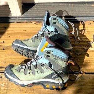 Salomon Quest 4D 3 GTX hiking boots - Women size 9